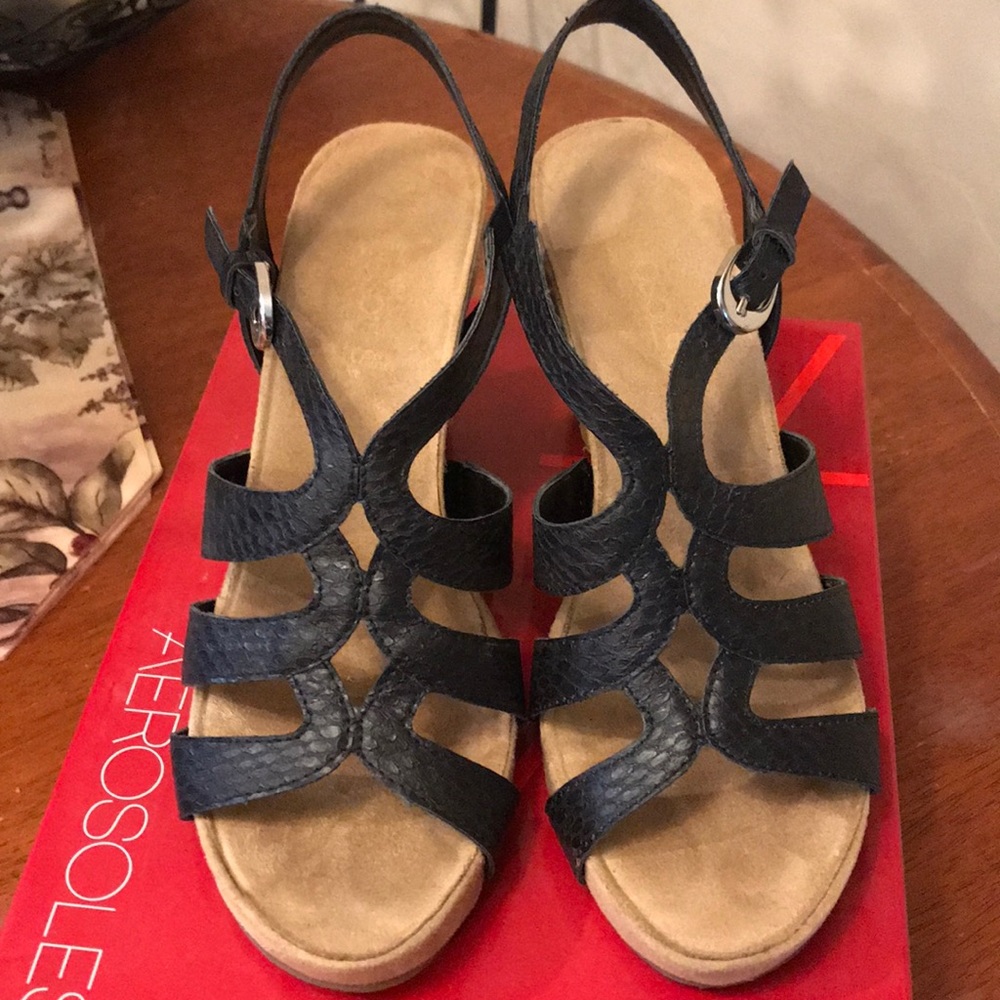 Aerosoles black sandals size 8